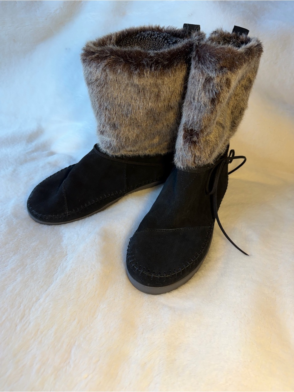 Toms Black Suede Winter Boots with Brown Faux Fur Cuff Size 8.5